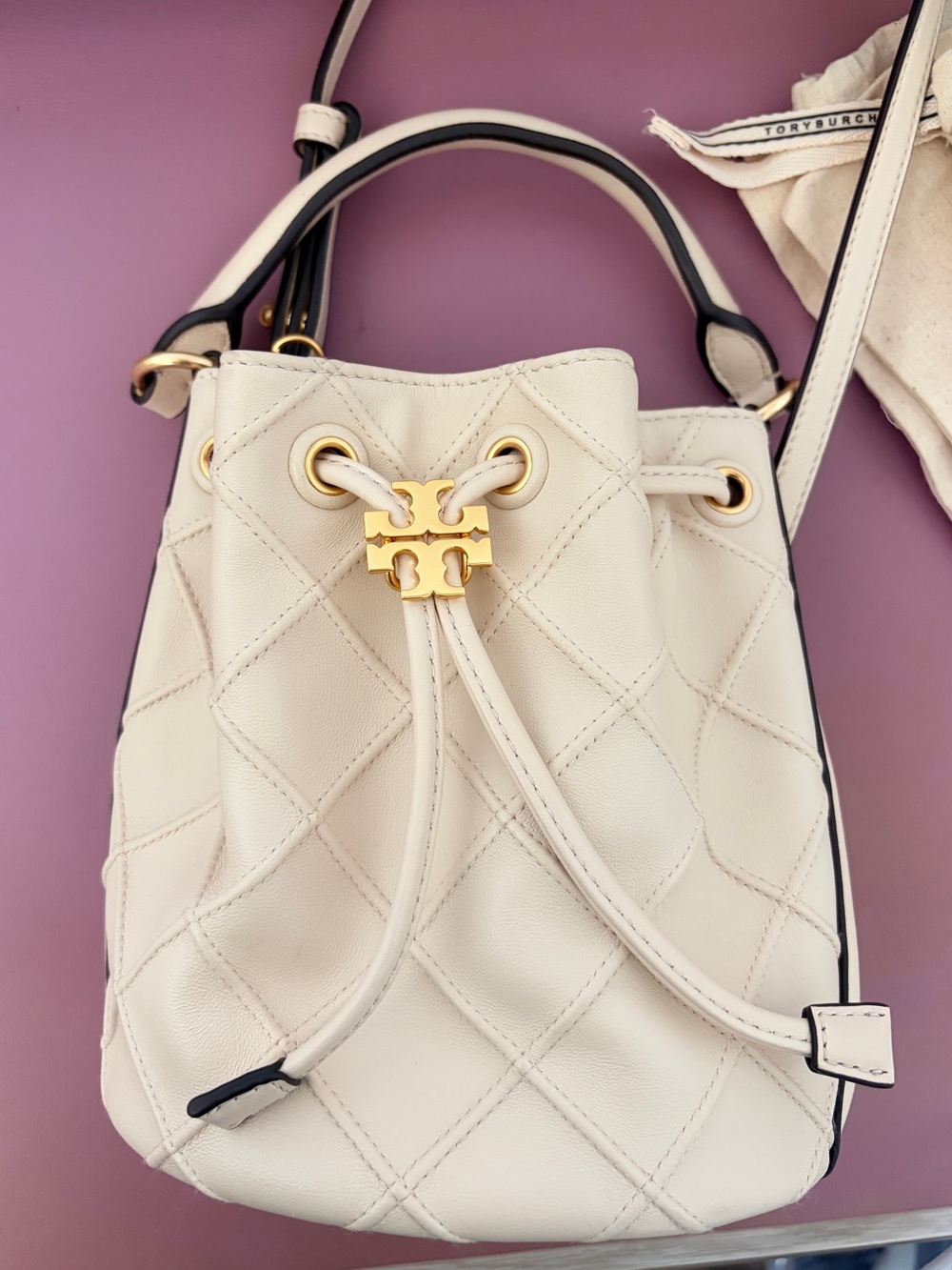 Tory Burch Small Fleming Soft Bucket Bag in Cream